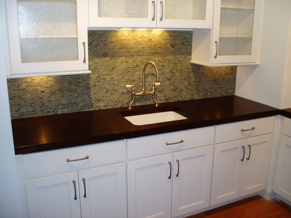 1 1 2 Premium Wide Plank Wenge Countertop Natural Color Eased Square Edge Wenge Has A Very D Kitchen Remodel Kitchen Countertops Wooden Countertops Kitchen